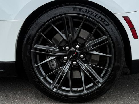 Used 2020 Chevrolet Camaro ZL1 RWD image 55