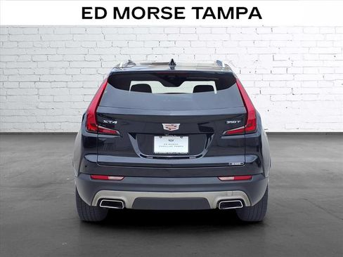 Used 2022 Cadillac XT4 Premium Luxury w/ Enhanced Visibility Package FWD image 4