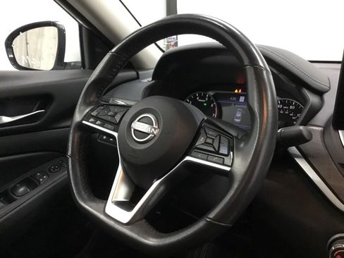 Used 2024 Nissan Altima 2.5 SV w/ SV Premium Package image 28