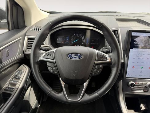 Used 2014 Ford Edge Limited w/ Equipment Group 302A AWD/4WD image 12