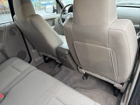 Used 2005 Jeep Liberty Renegade w/ Trailer Tow Group image 20