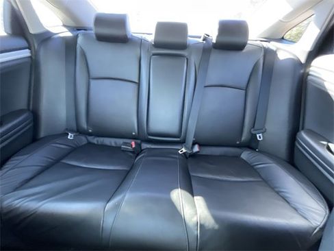 Used 2016 Honda Civic Touring image 17