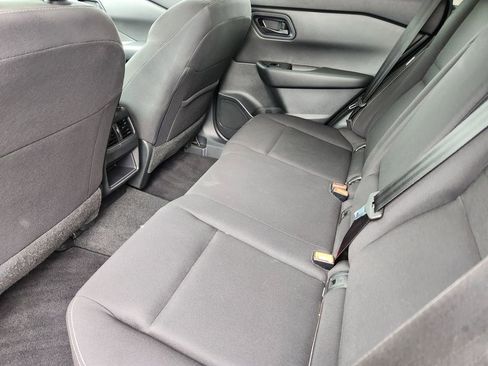 Used 2024 Nissan Rogue S AWD/4WD image 8