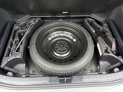 Used 2019 Toyota Corolla XSE FWD image 37
