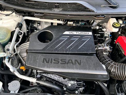 Certified 2023 Nissan Rogue SV image 32