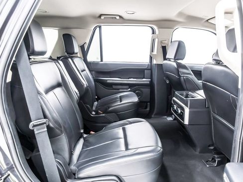 Used 2024 Ford Expedition XLT RWD image 33
