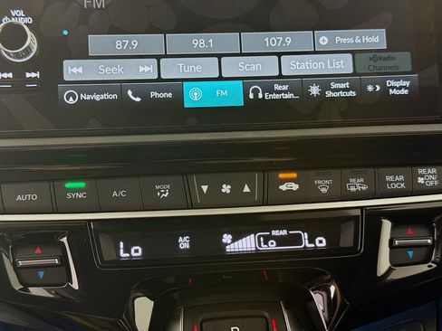 New 2026 Honda Odyssey Elite image 18