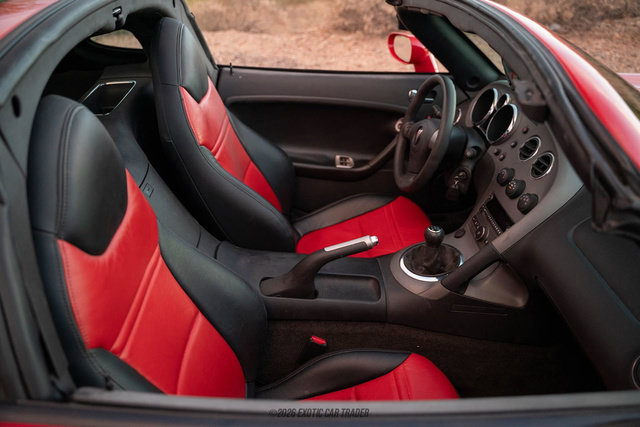 Used 2009 Pontiac Solstice Coupe RWD image 29