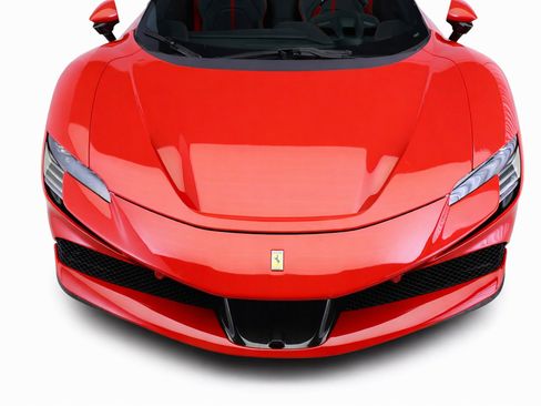 Used 2025 Ferrari SF90 Spider Base image 13
