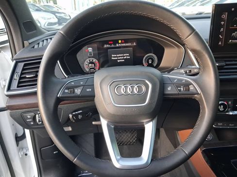 Used 2023 Audi Q5 2.0T Premium Plus w/ Premium Plus Package AWD/4WD image 17