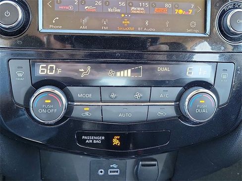 Used 2022 Nissan Rogue Sport SV w/ Technology Package image 15