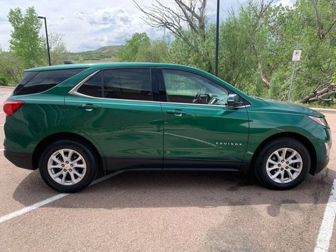 Used 2019 Chevrolet Equinox LT w/ Driver Convenience Package FWD image 8