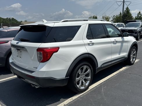 Used 2020 Ford Explorer Platinum w/ Premium Technology Package AWD/4WD image 5