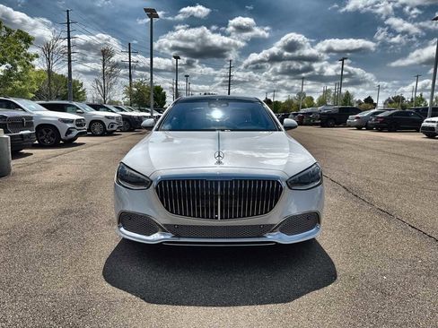 Used 2024 Mercedes-Benz Maybach S 680 4MATIC image 12
