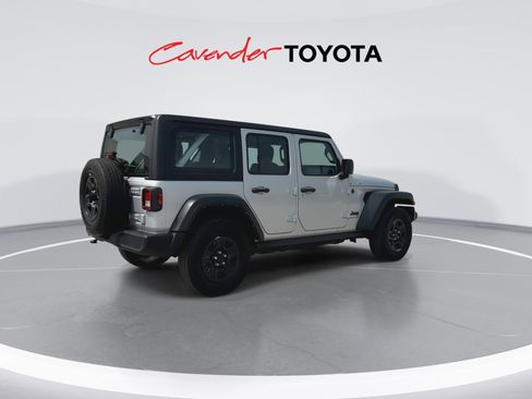 Used 2024 Jeep Wrangler Unlimited Sport AWD/4WD image 8