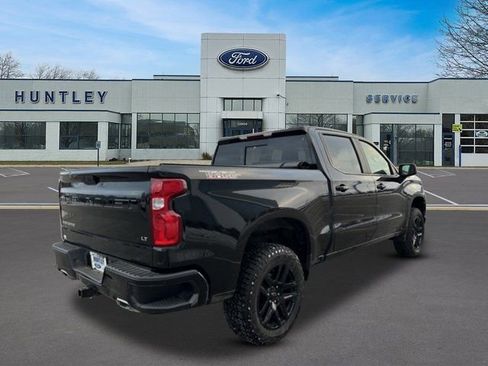 Used 2022 Chevrolet Silverado 1500 LT Trail Boss w/ Convenience Package II image 5