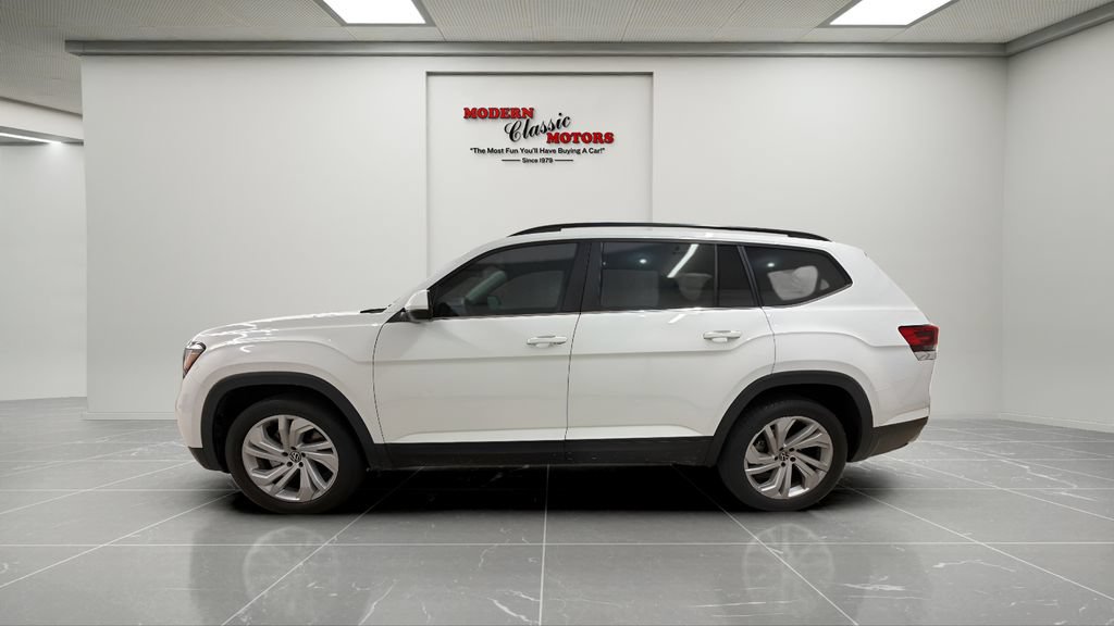Used 2023 Volkswagen Atlas SE w/ Panoramic Sunroof Package FWD image 4