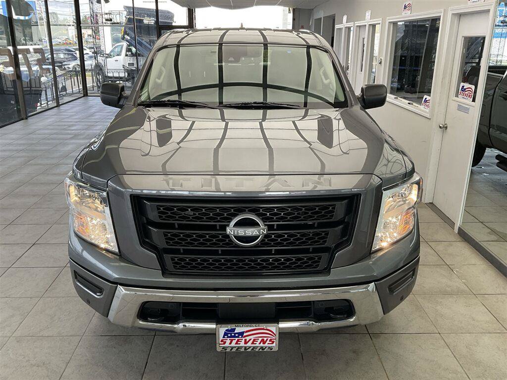 Used 2023 Nissan Titan SV w/ SV Convenience Package AWD/4WD image 27