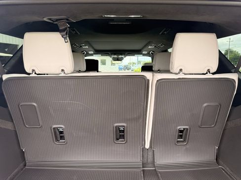 New 2026 Cadillac Escalade Platinum Luxury w/ LPO, Floor Liner Package AWD/4WD image 18