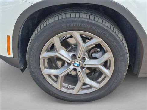 Used 2022 BMW X3 xDrive30i w/ Convenience Package AWD/4WD image 10