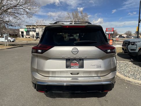 Certified 2026 Nissan Rogue Platinum w/ Platinum Premium Package image 9