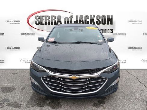 Used 2021 Chevrolet Malibu LT image 3