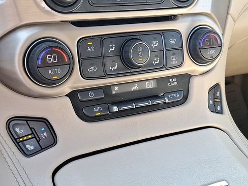 Used 2018 GMC Yukon XL Denali w/ Denali Ultimate Package AWD/4WD image 14