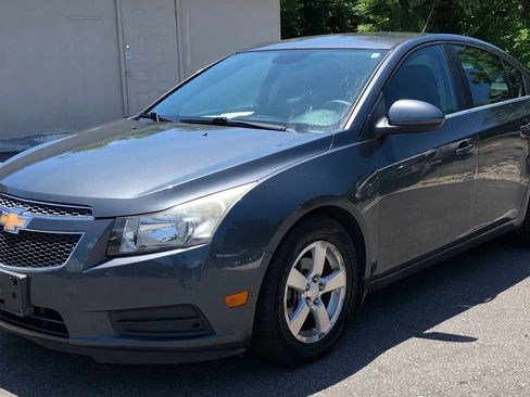 Used 2013 Chevrolet Cruze LT image 7