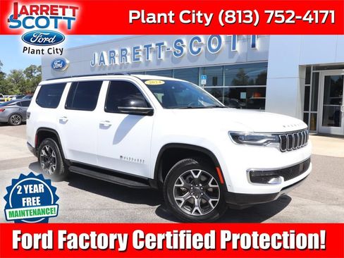 Used 2024 Jeep Wagoneer Series III AWD/4WD image 1