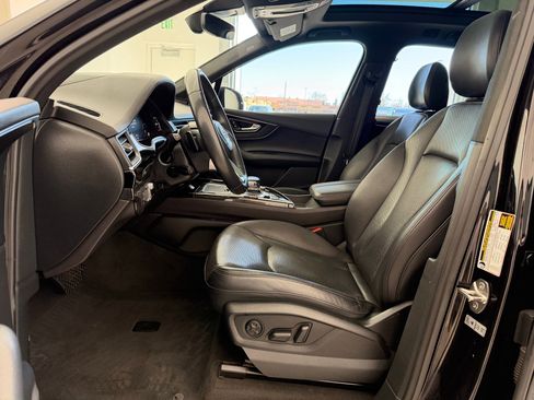 Used 2019 Audi Q7 3.0T Prestige w/ Prestige Package image 5