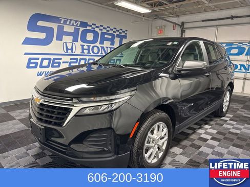 Used 2024 Chevrolet Equinox LS w/ LS Convenience Package image 1