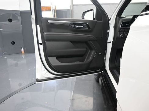 New 2025 Chevrolet Suburban RST w/ RST Capability Package image 13