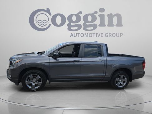 Certified 2024 Honda Ridgeline TrailSport image 2