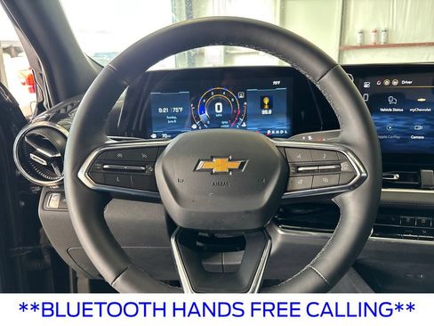 Used 2025 Chevrolet Equinox LT w/ Safety and Technology Package FWD image 13