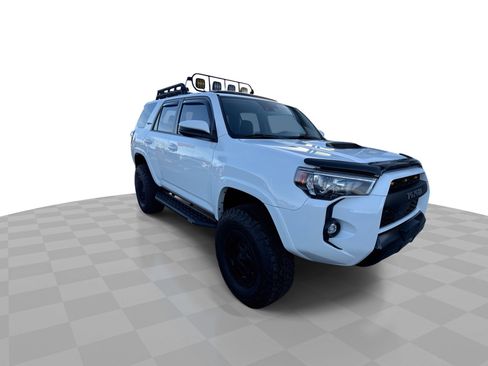 Used 2020 Toyota 4Runner TRD Pro image 2