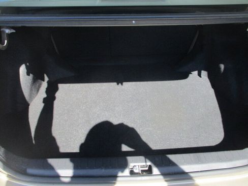 Used 2008 Toyota Corolla LE image 6