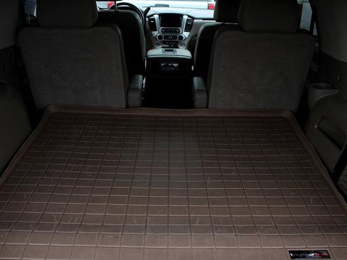 Used 2018 GMC Yukon SLT image 30