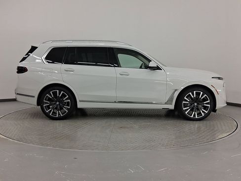 New 2026 BMW X7 xDrive40i image 8