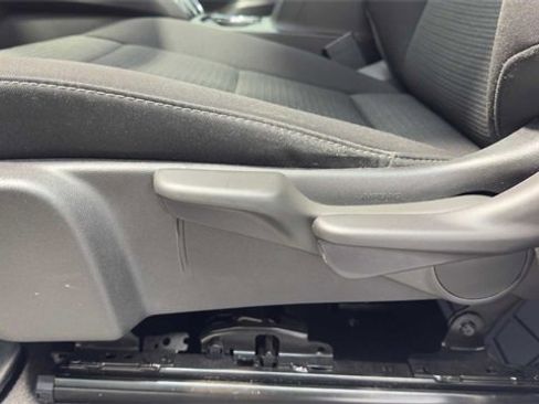 Used 2024 GMC Canyon Elevation image 23