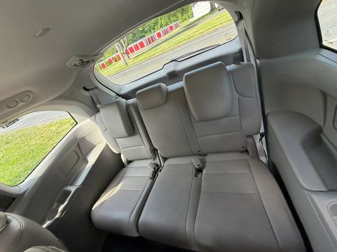 Used 2014 Honda Odyssey EX-L image 21