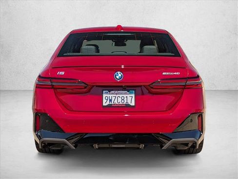 Certified 2026 BMW i5 eDrive40 w/ M Sport Package RWD image 7