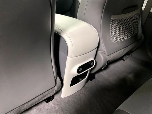 Used 2024 Hyundai Ioniq 5 SEL image 27