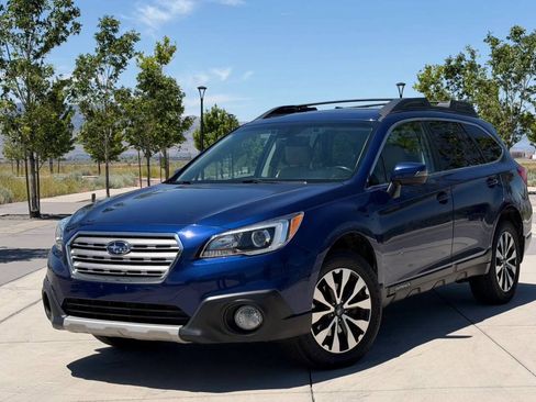 Used 2017 Subaru Outback 3.6R Limited AWD/4WD image 1