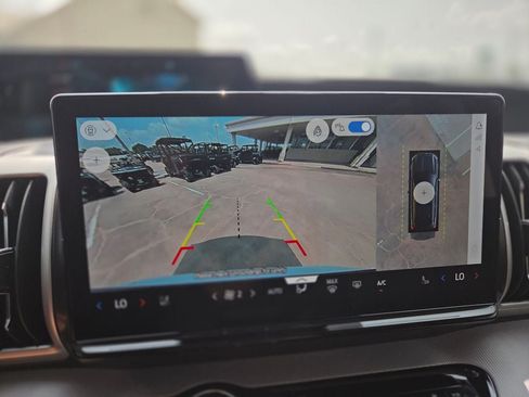 New 2026 Ford Expedition Active RWD image 28