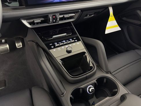 New 2026 Porsche Cayenne GTS image 25