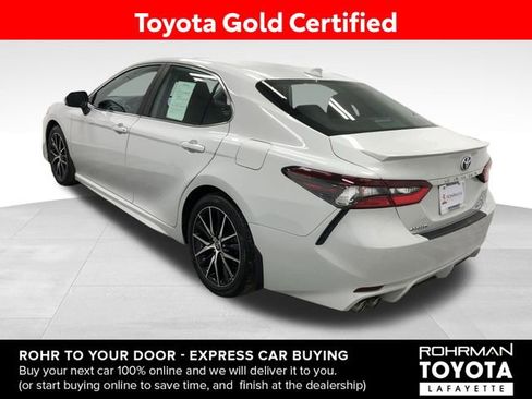 Certified 2022 Toyota Camry SE image 5