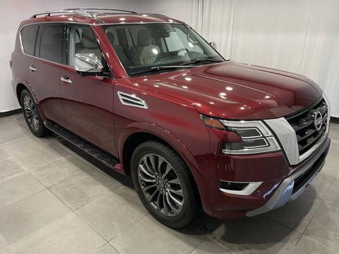 Used 2024 Nissan Armada Platinum w/ Captain's Chairs Package AWD/4WD image 3