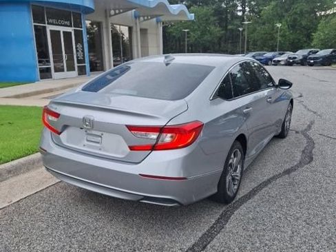 Used 2019 Honda Accord EX image 6