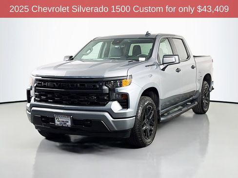 Used 2025 Chevrolet Silverado 1500 Custom w/ Turbomax Blackout Package image 3