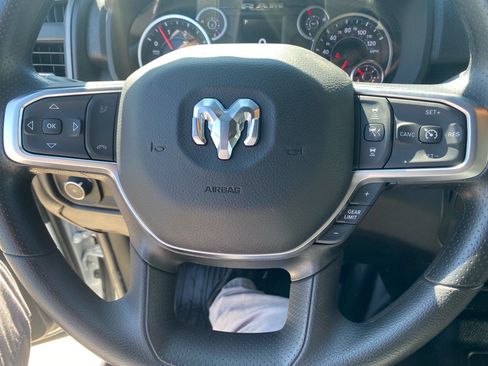 New 2025 RAM 5500 Tradesman AWD/4WD image 27